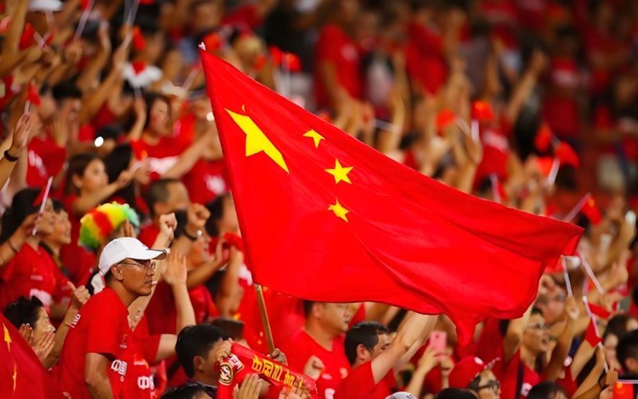 亿电竞 CSGO经济局与道具管理榜单：职业赛场细节习惯盘点